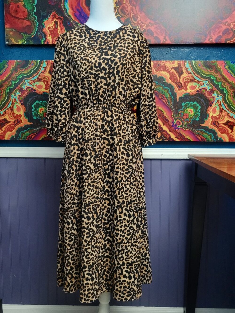 Lake Flower ~ Sz L ~ Leopard Print Dress ~ Excellent Condition